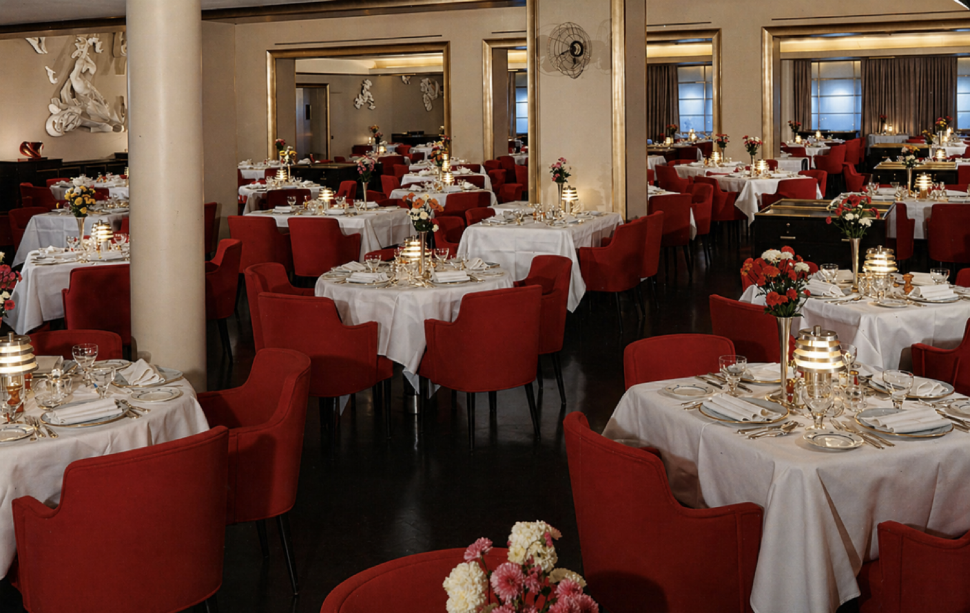 First Class Dining Room aboard SS United States