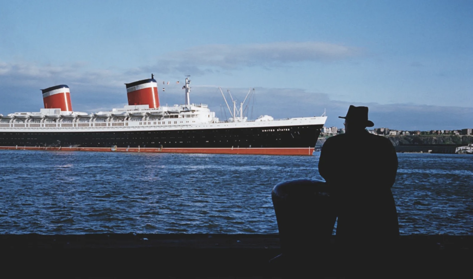 Representative image for a page about William Francis Gibbs and SS United States design.